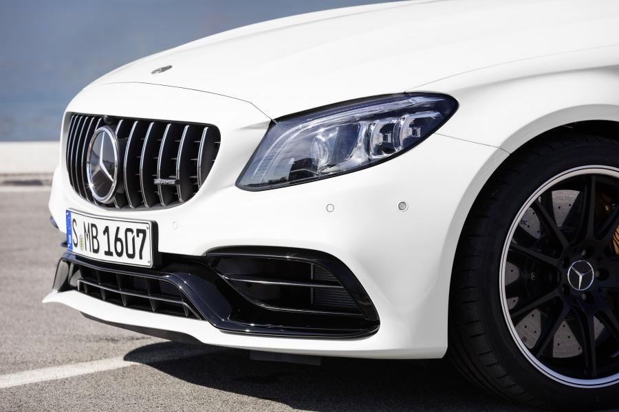 Детали экстерьера Mercedes-AMG C63 S Coupe (C205) 2018 года  (WW) (фото 12 из 44)